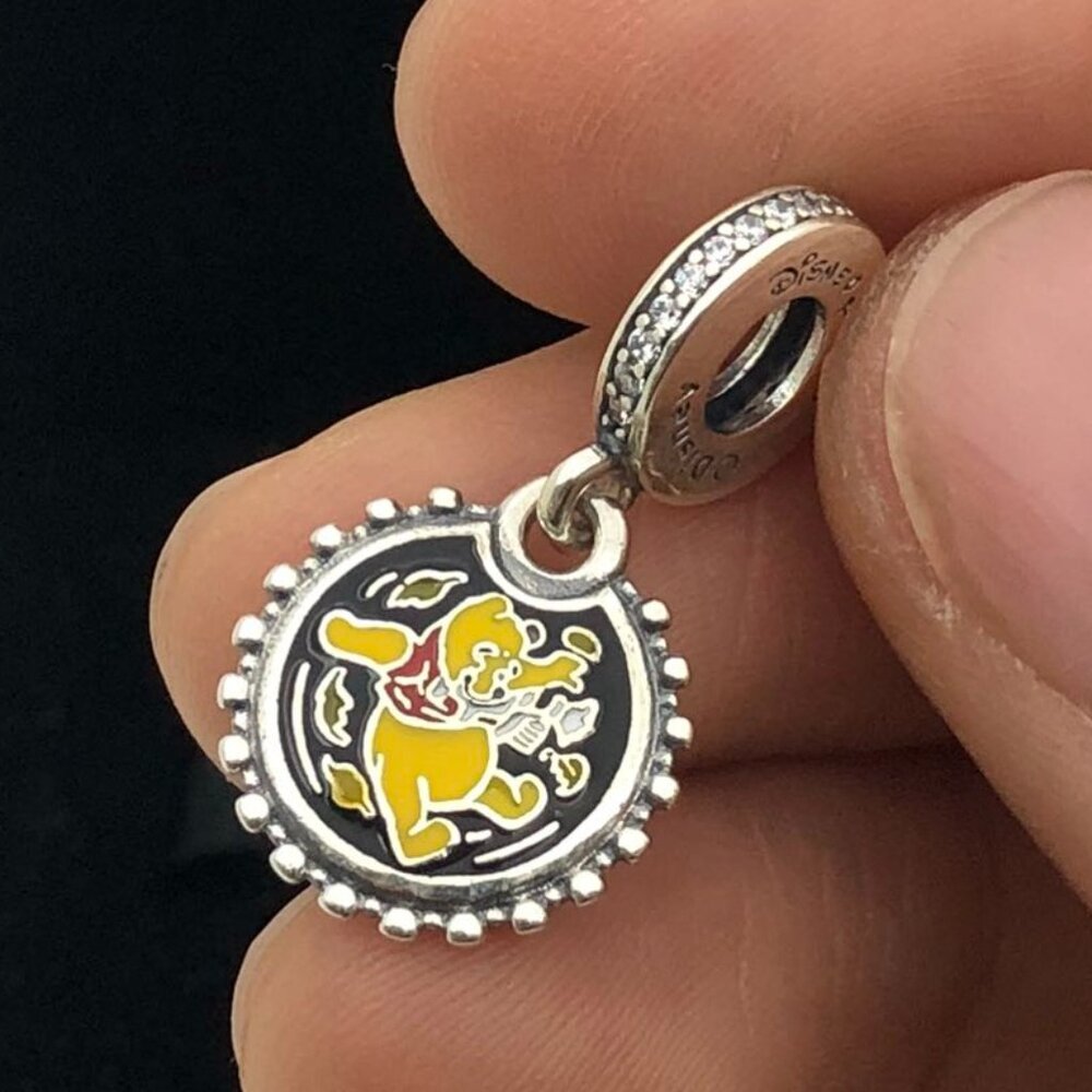 ✨🔥Pandora Disney Parks Pandora 2023 Winnie the Pooh Dangle Charm